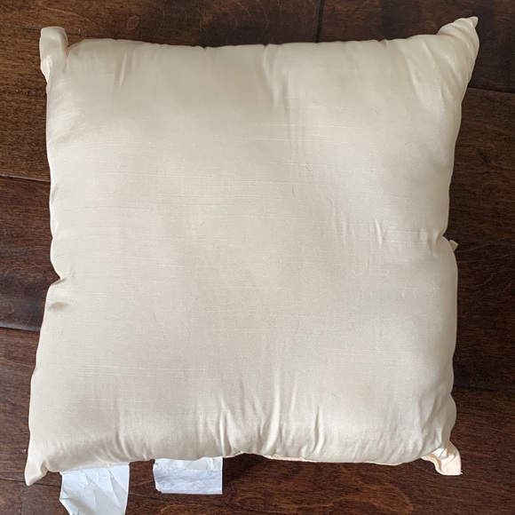 NWT Decorative Beaded Accent Pillow - Picture 7 of 11